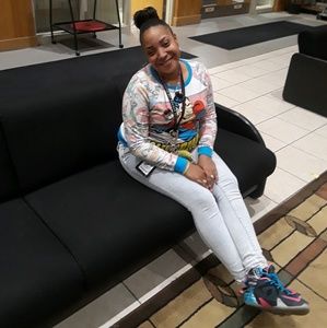 Meet your Posher, Geneva